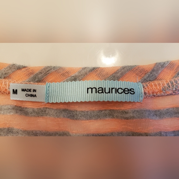 Maurices Short Sleeve - Picture 4 of 5